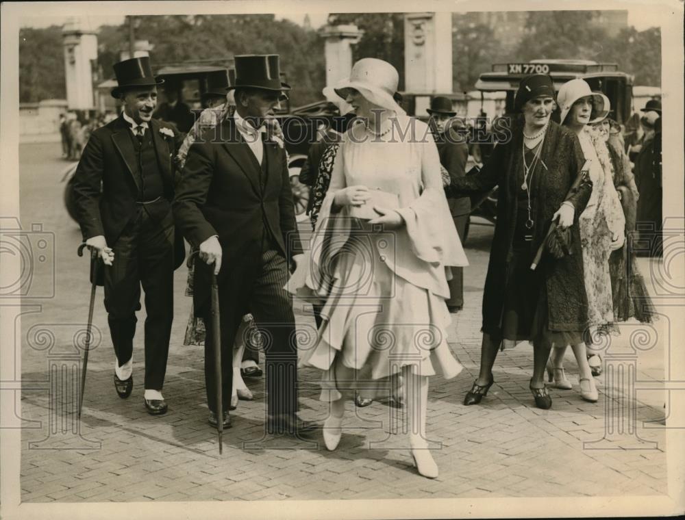 1929 Press Photo Mr. Frank Hodges, Miner&#39;s leader arriving at the Queen&#39;s Garden - Historic Images