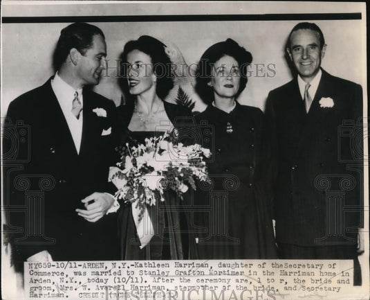 1947 Press Photo Arien NY Kathleen Harriman, daughter of the Secretary of - Historic Images