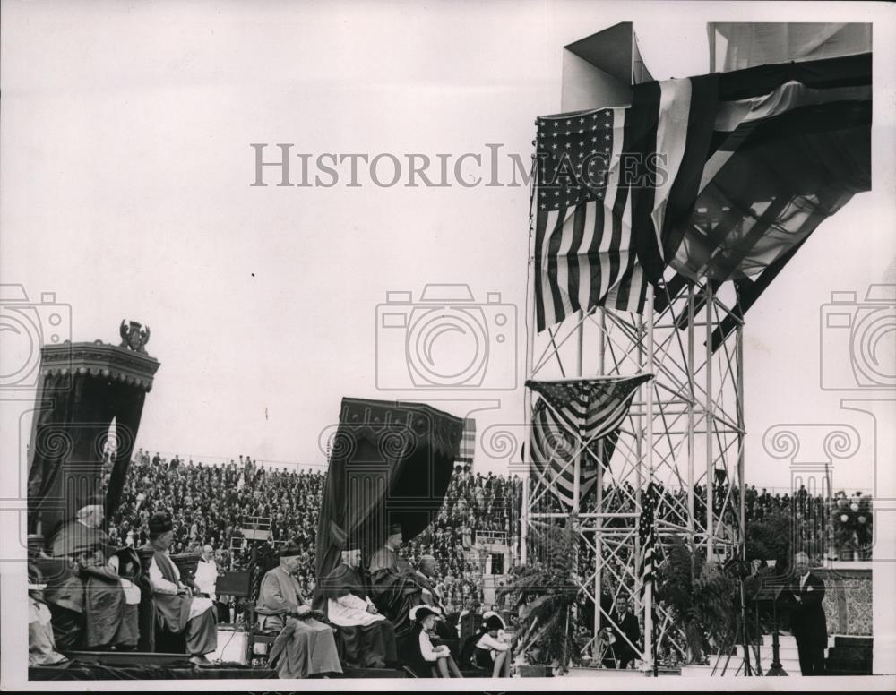 1936 Press Photo Al Smith, Cardinal Hayes &amp; Cerejeira at a speech - Historic Images