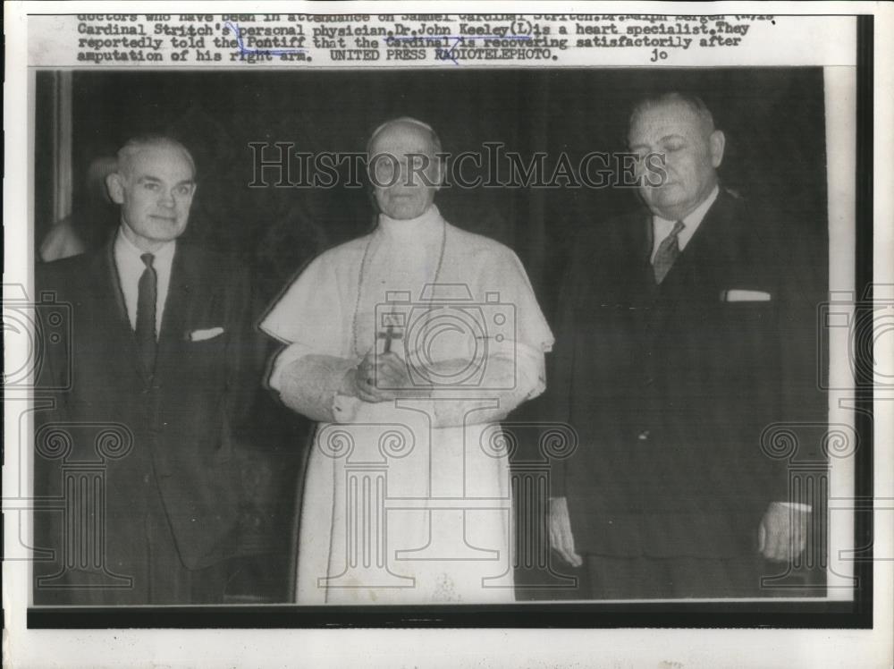 1959 Press Photo Doctors who have been in attendance on Samuel Cardinal - Historic Images