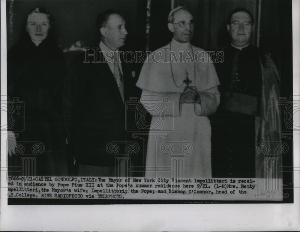 1951 Press Photo Pope Pius XII and Bishop O'Connor with Vincent Impellitteri - Historic Images