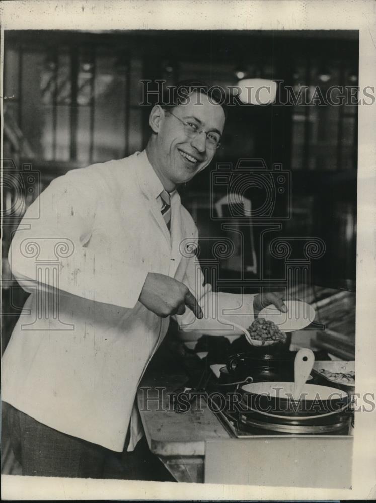1927 Press Photo Son of Northwestern University Opens Delicatessen - Historic Images