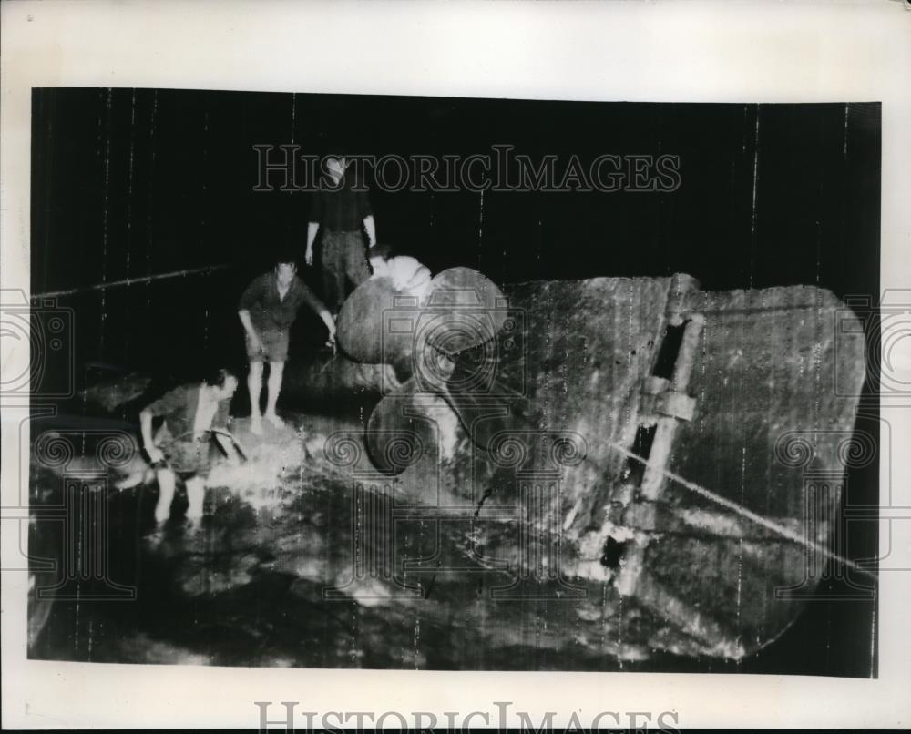 1947 Press Photo Wreckage of Panigaglia, Italian Munitions Ship - Historic Images