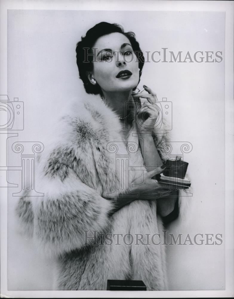 1955 Press Photo American Perfume - Historic Images