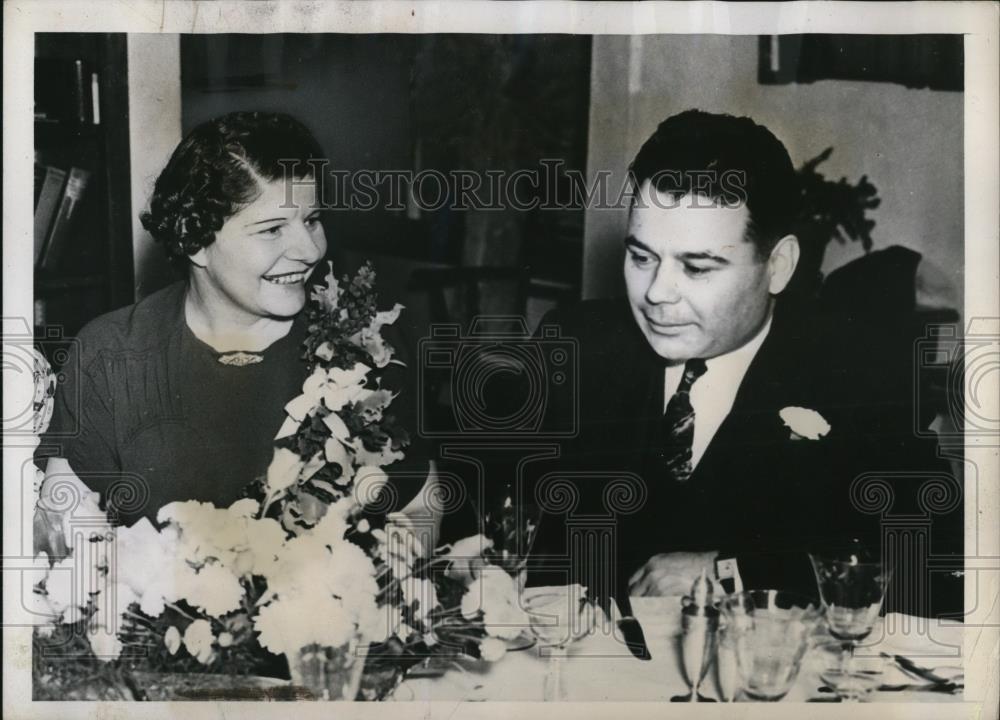 1937 Press Photo Girl who "Kidded" New York Gets Married - Historic Images