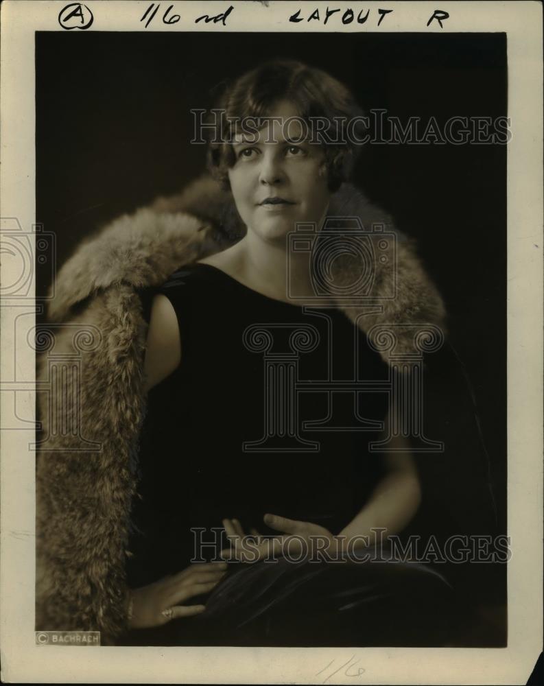 1927 Press Photo Miss Marian Louise Clark, Socialite Portrait - Historic Images