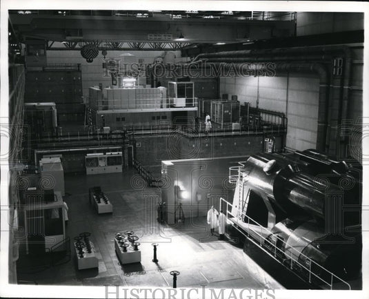 1968 Press Photo Winfrith England view of steam generating Heavy water reactor - Historic Images