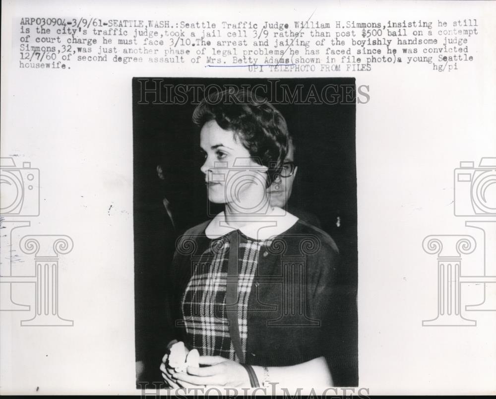 1961 Press Photo Judge William H. Simmons&#39; Face of Legal Problems - Historic Images