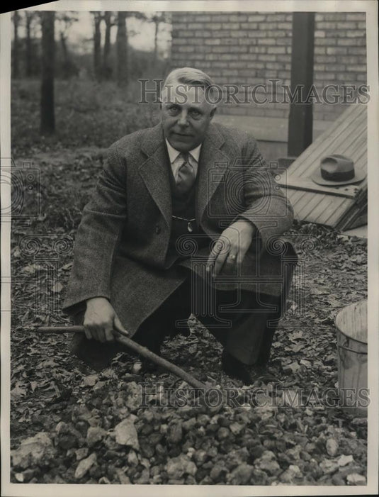 1928 Press Photo Sheriff George Doolittle, of Lake County in charge - Historic Images