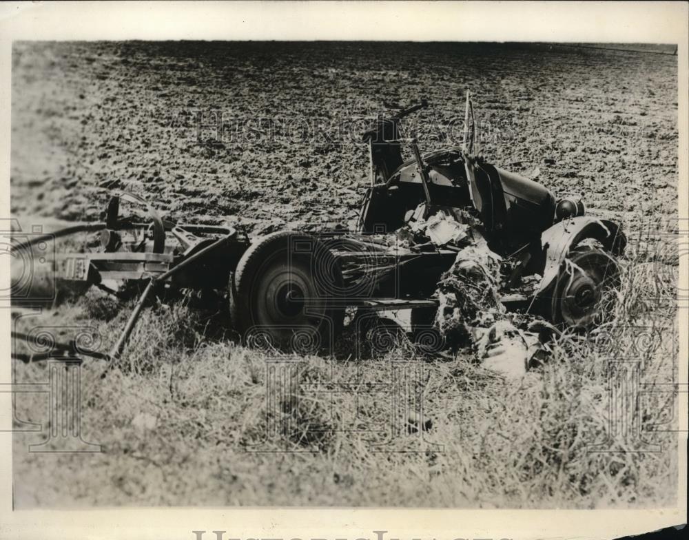 1929 Press Photo 69 year old killed when 18 sticks of dynamite explode in car - Historic Images