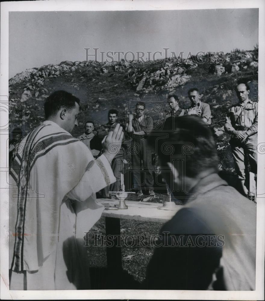 1953 Press Photo St Martin Dave, faith in the mountains - Historic Images