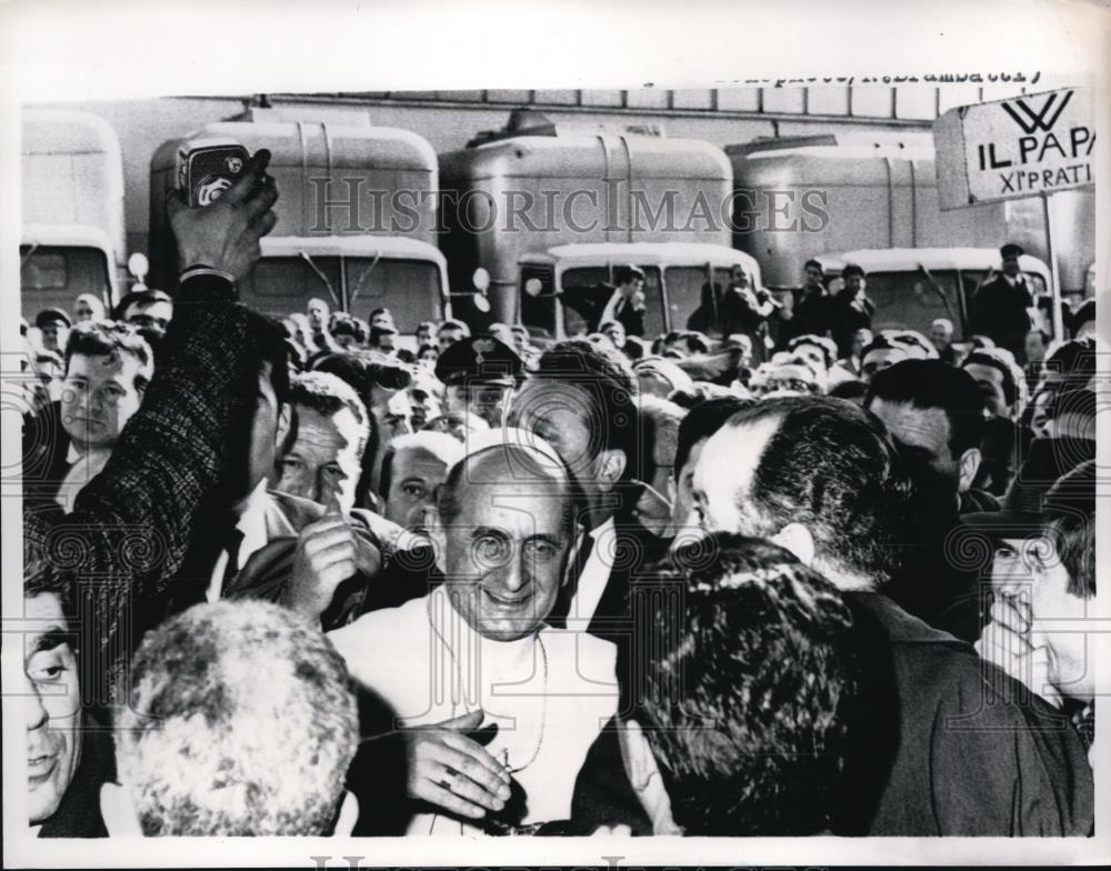 1966 Press Photo Rome Italy Pope Paul VI in a crowd - Historic Images