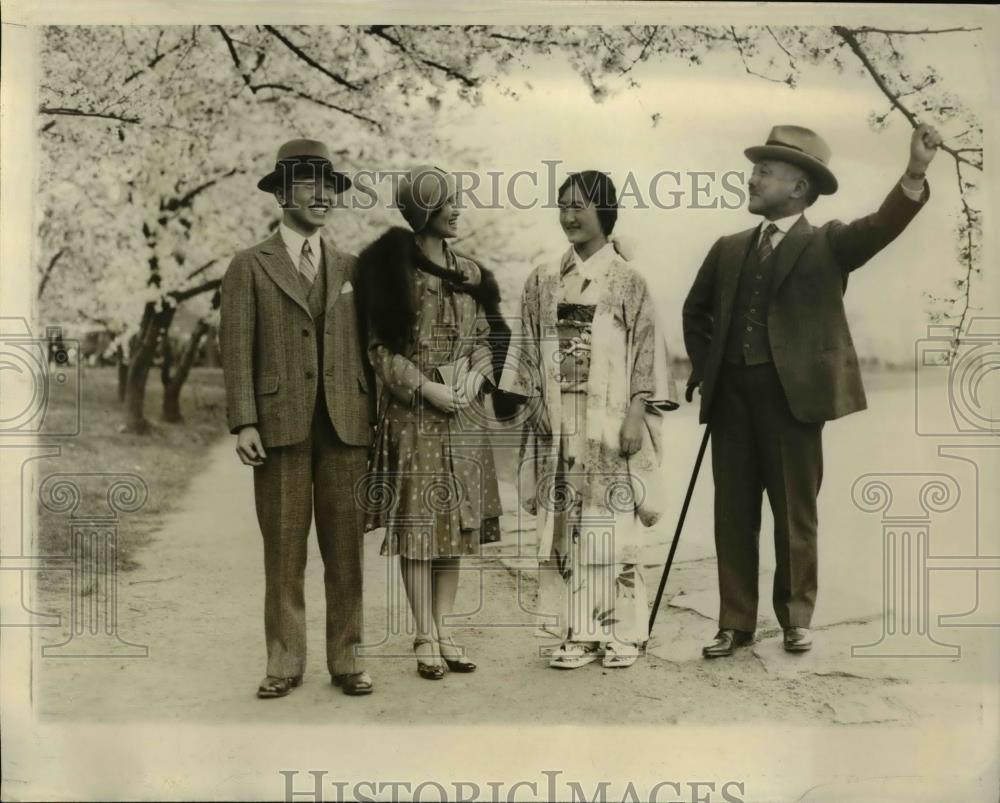 1929 Press Photo Japanese Amb to US Katsuji Debuchi &amp; family in DC - Historic Images