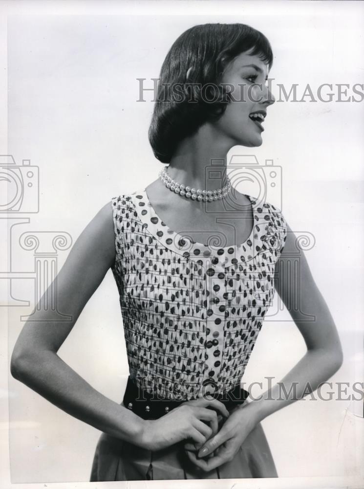 1955 Press Photo Judy Bond&#39;s Latest Fashion of Blouse - Historic Images