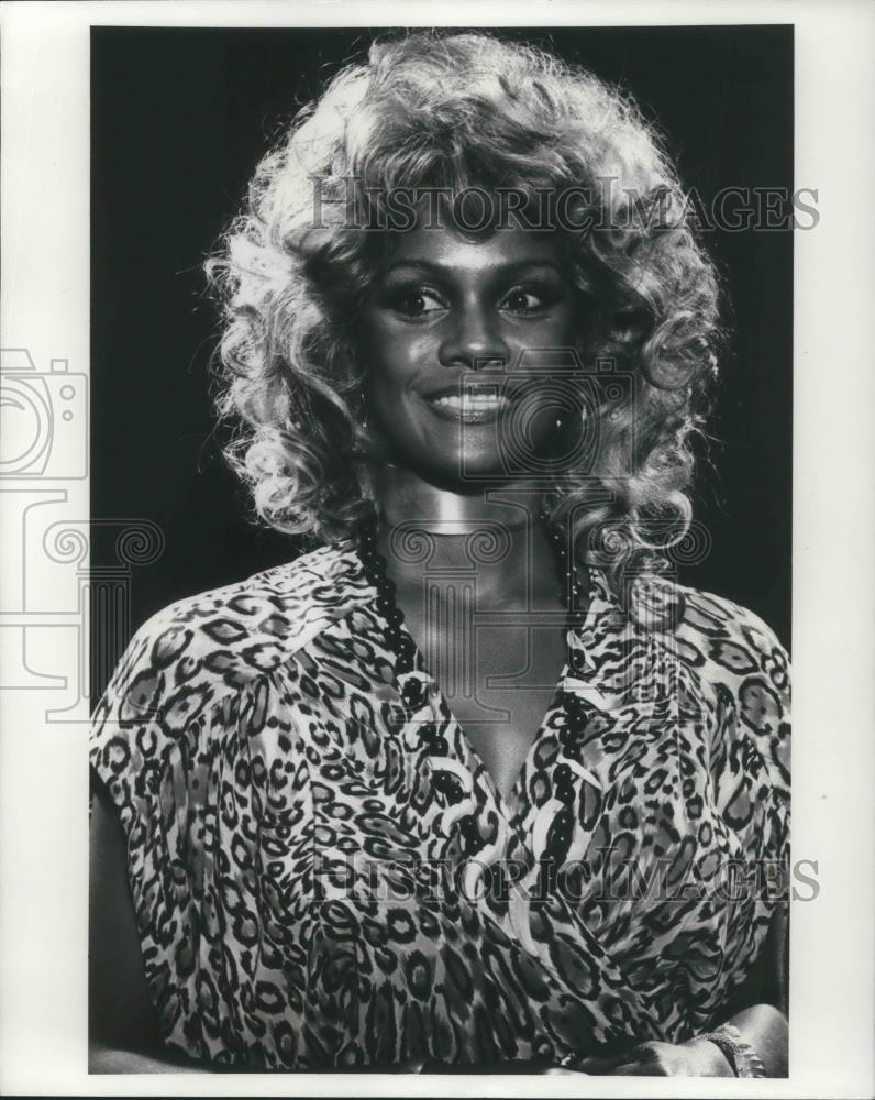 1977 Press Photo Tamara Dobson in Momma Is That You - cvp03686 - Historic Images