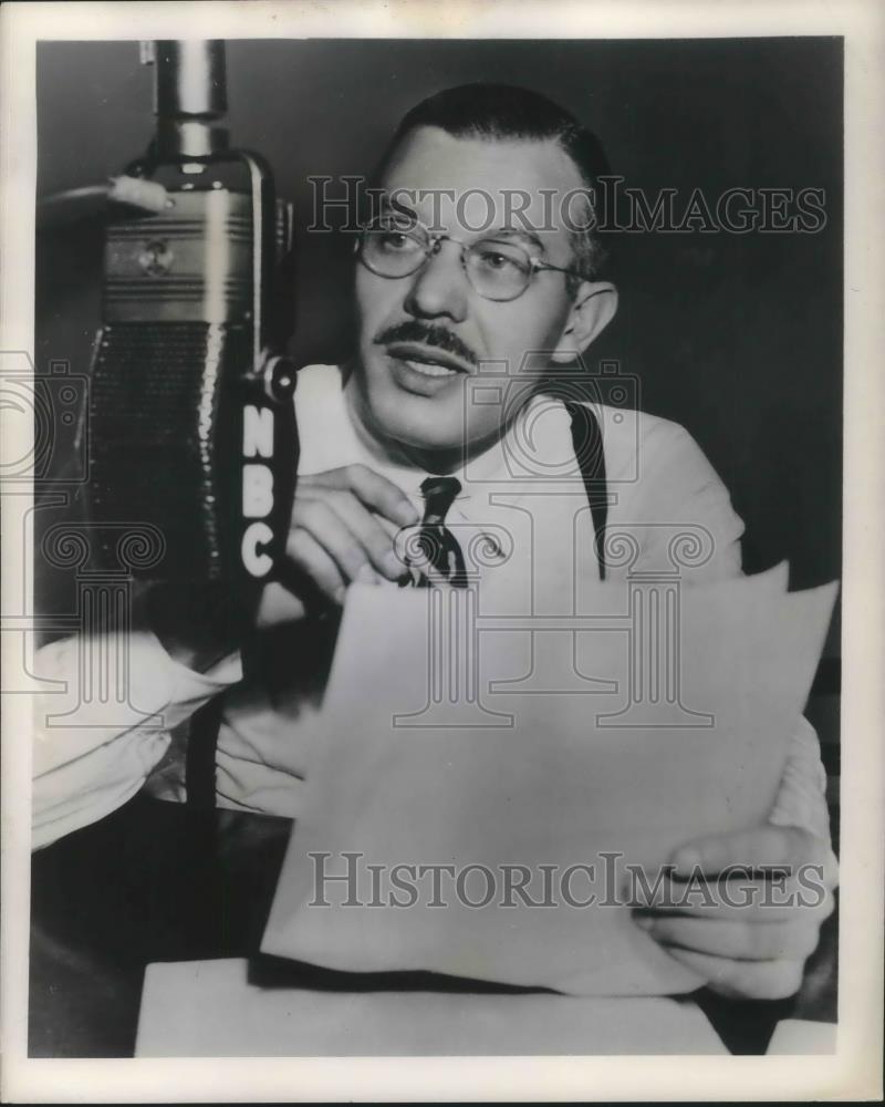 1948 Press Photo Morgan Beatty News Broadcaster NBC Washington News of the World - Historic Images