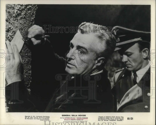 1961 Press Photo Vittoria DeSica and Hannes Messemer in General Della Rovers - Historic Images