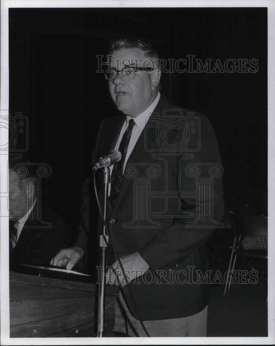 Press Photo Bernie MacDonald - cvp18950 - Historic Images
