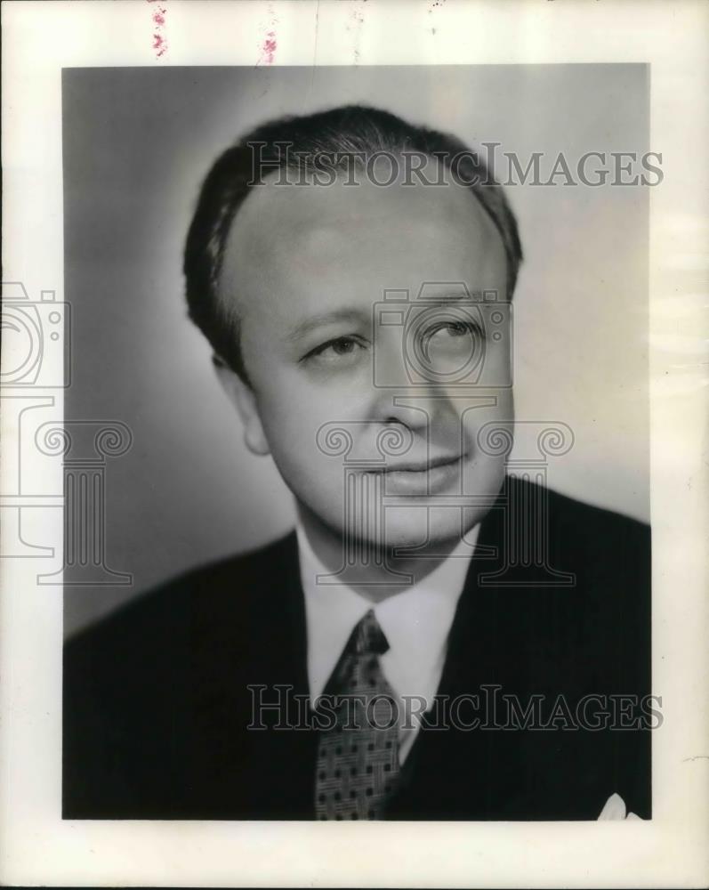 1945 Press Photo Howard Barlow Conductor Voice of Firestone Symphony Orchestra - Historic Images