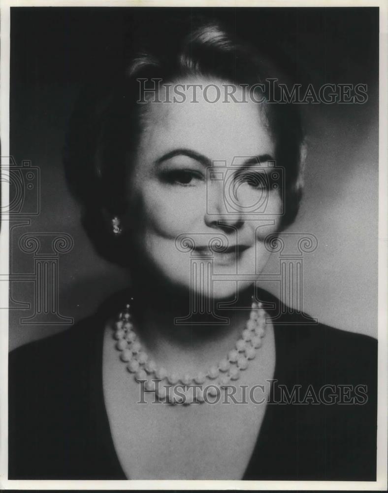1981 Press Photo Olivia de Havilland Awarded American Exemplar Medal - cvp04374 - Historic Images