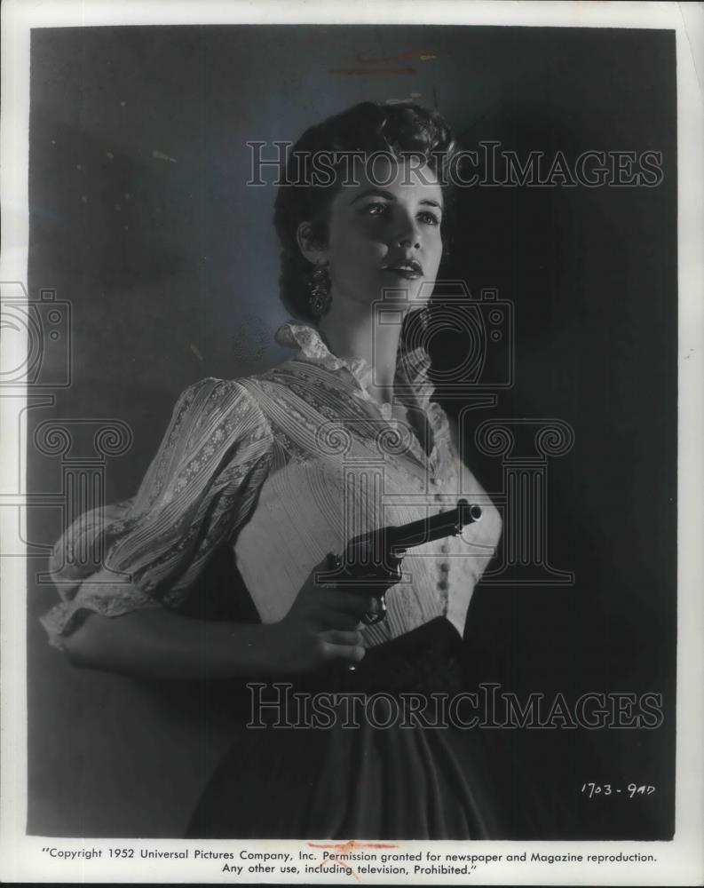 1952 Press Photo Barbara Britton in The Raiders - cvp05449 - Historic Images