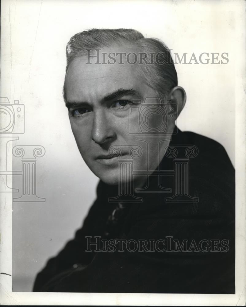 1942 Press Photo B.S. Bercovici Mutual Broadcasting News Analyst - cvp01298 - Historic Images
