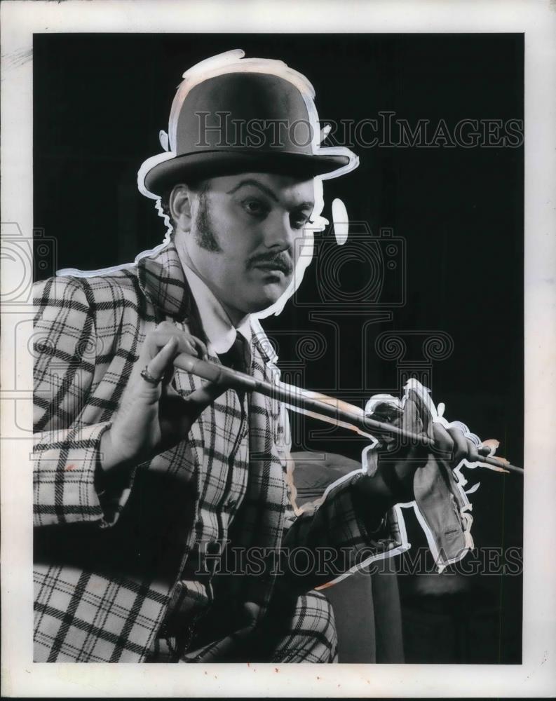 1970 Press Photo David O Frazier in The Threepenny Opera - cvp12975 - Historic Images