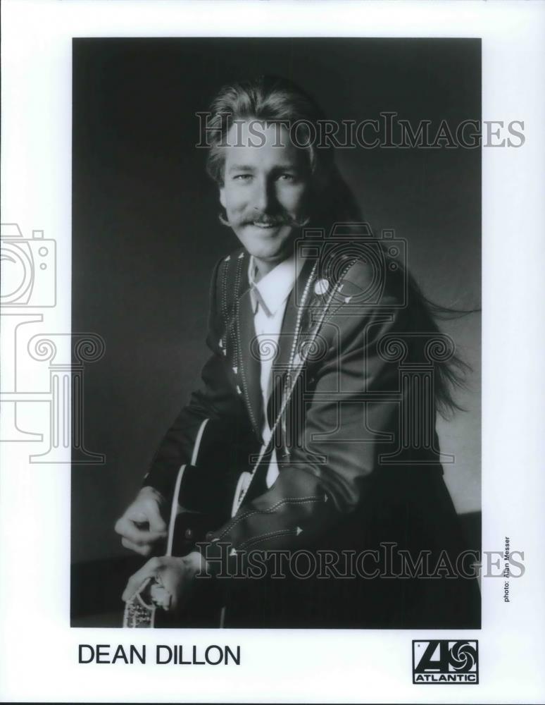 1993 Press Photo Dean Dillon Country Music Singer Songwriter - cvp03212 - Historic Images