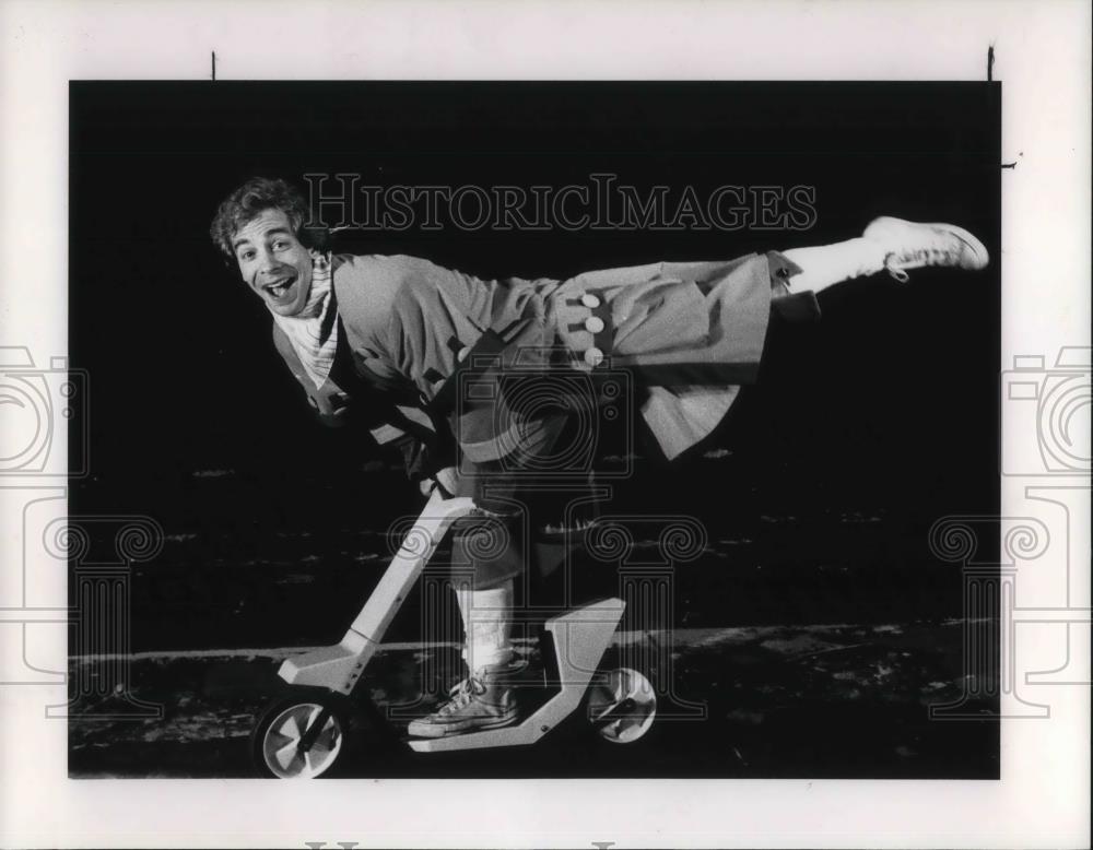 1988 Press Photo Jeffrey Cuvton - cvp18470 - Historic Images