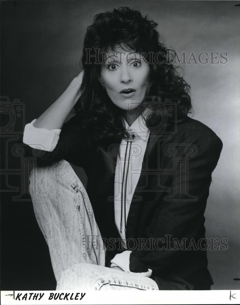 1990 Press Photo Kathy Buckley Comedienne Motivational Speaker - cvp00370 - Historic Images