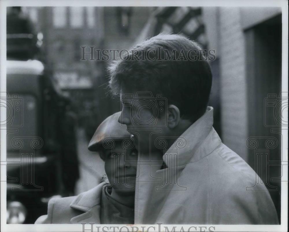 1966 Press Photo Suzannah York and Warren Beally in Kalidoscope - cvp19291 - Historic Images