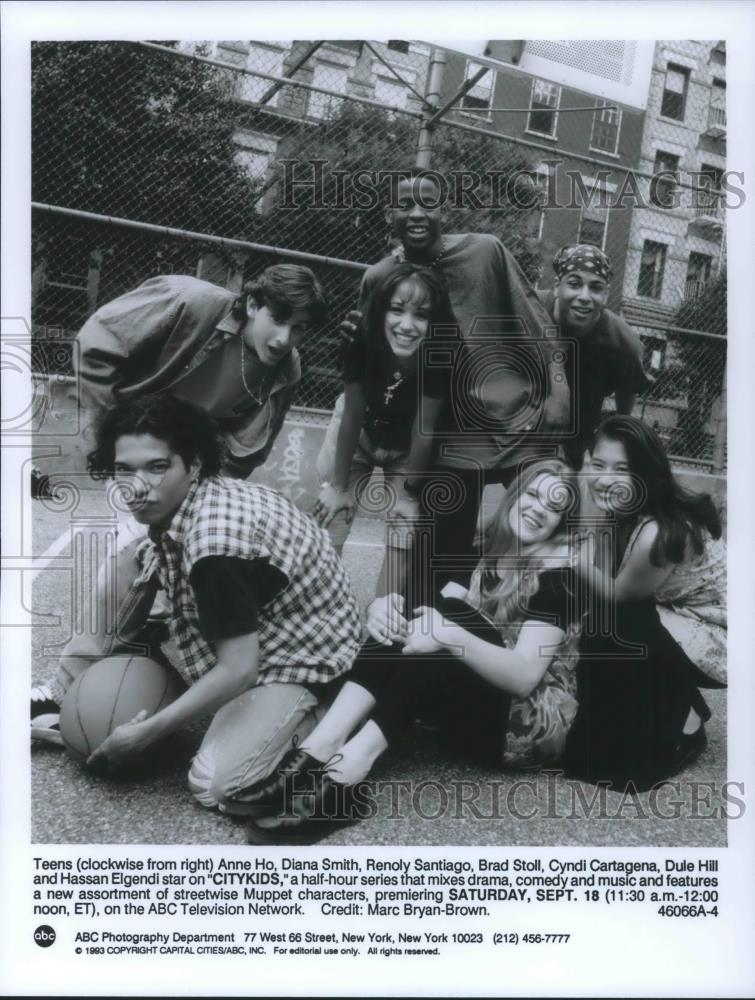 1993 Press Photo Anne Ho Diana Smith Randy Santiago Dule Hill on Citykids - Historic Images