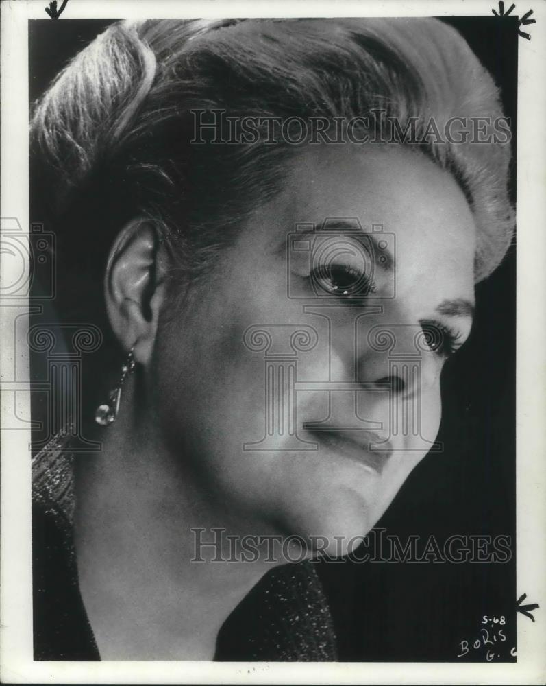 1975 Press Photo Maureen Forrester Operatic Contralto Opera Singer - cvp13462 - Historic Images