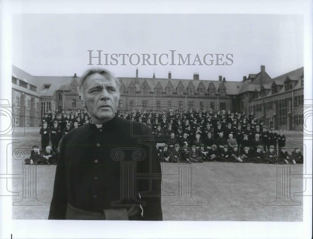 1988 Press Photo Richard Burton Actor - cvp07744 - Historic Images