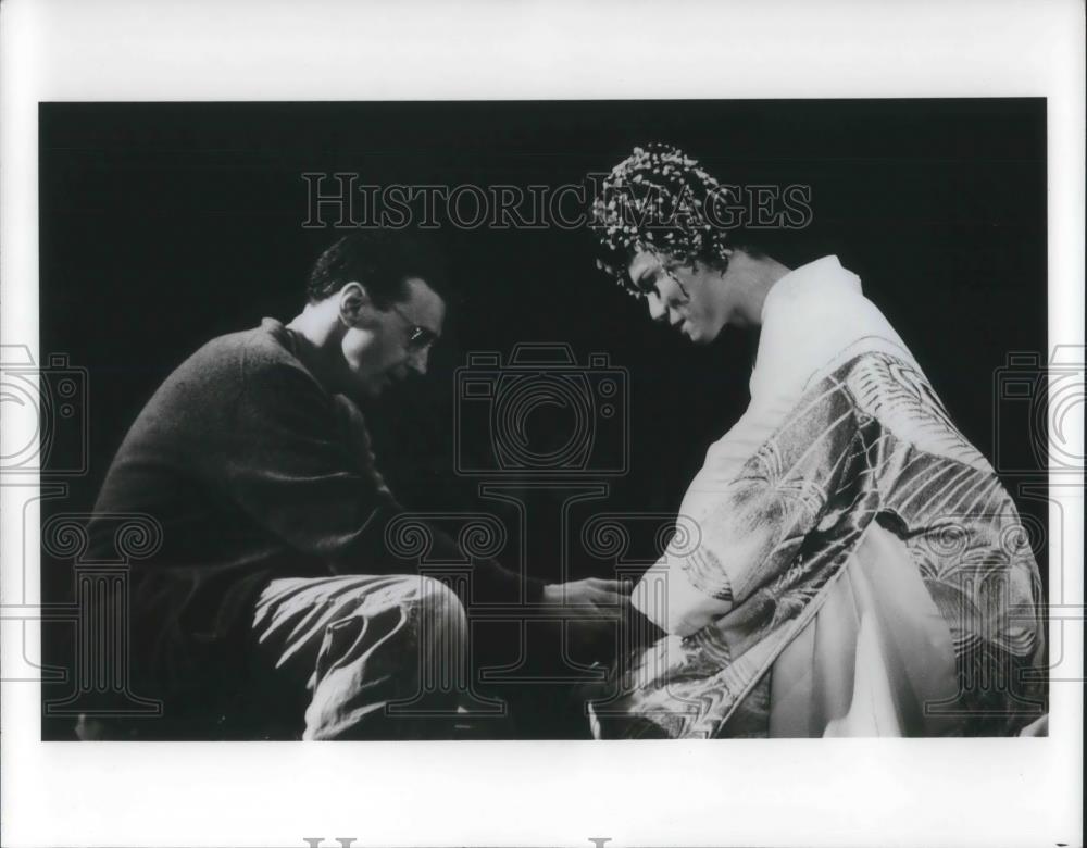1988 Press Photo David Dukes and B.D. Wong in Madame Butterfly - cvp05819 - Historic Images