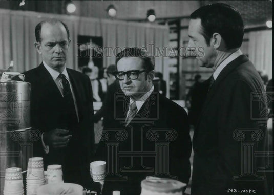 1970 Press Photo Joe Flynn, Alan Hewitt in College Knowledge - cvp12423 - Historic Images