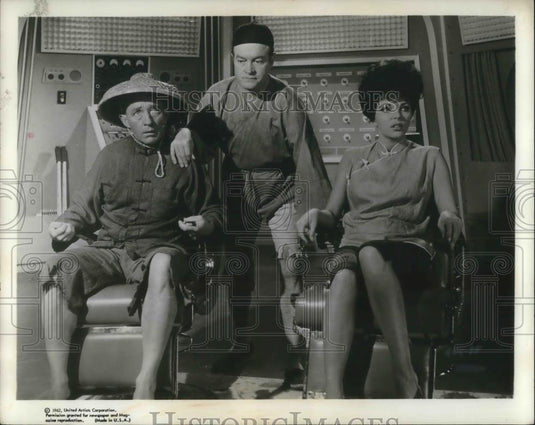 1962 Press Photo Bing Crosby Bob Hope and Joan Collins in Road to Hong Kong - Historic Images