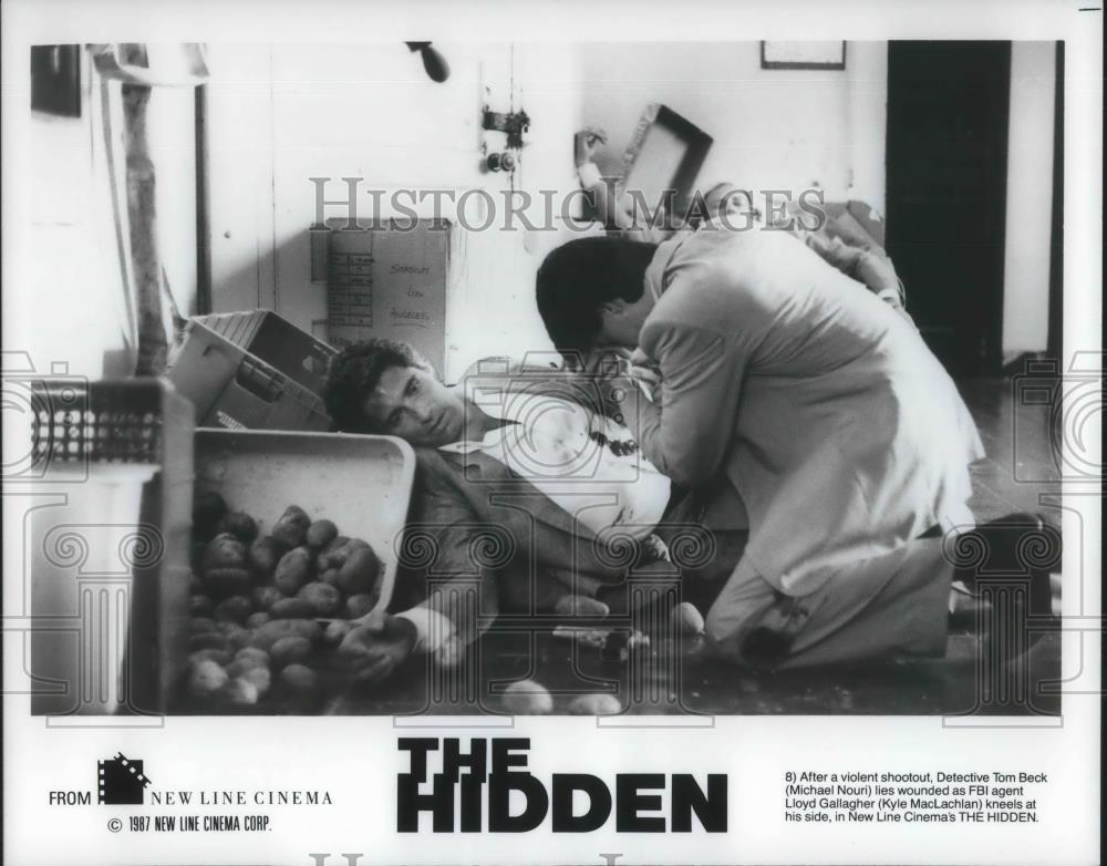 1988 Press Photo Michael Nouri and Kyle MacLachlan star in The Hidden - Historic Images