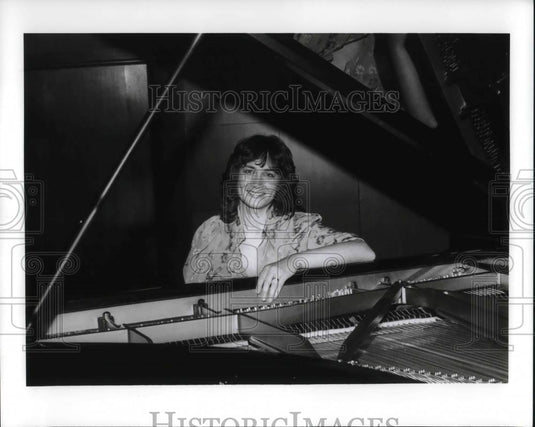 1993 Press Photo Karen Follinstar Pianist Kent State University Akron Ohio - Historic Images