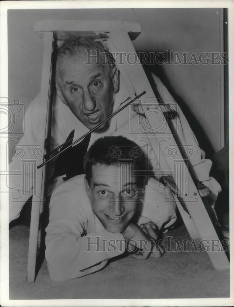 1946 Press Photo Jimmy Durante and Garry Moore Show - cvp04073 - Historic Images