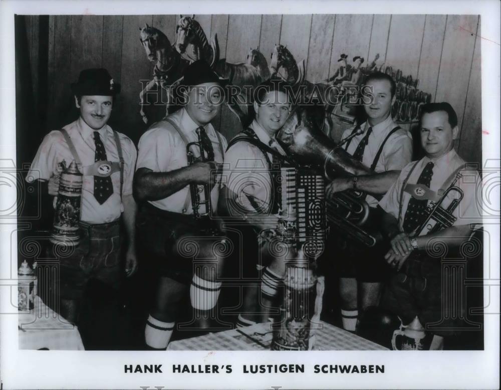 1972 Press Photo Hank Haller&#39;s Lustigen Schwaben - cvp16370 - Historic Images