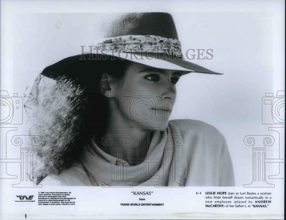 1988 Press Photo Leslie Hope as Lori Bayles in Kansas romantic drama movie - Historic Images