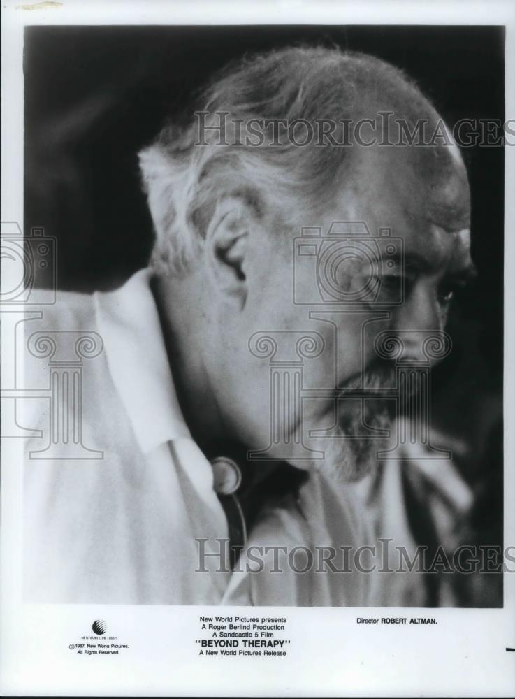 1987 Press Photo Robert Altman Beyond Therapy - cvp14818 - Historic Images