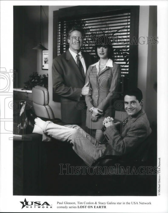 1997 Press Photo Paul Gleason, Tim Conlon & Stacy Galina in Lost on Earth - Historic Images