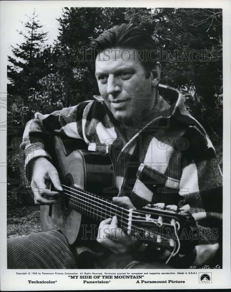 1969 Press Photo Theodore Bikel in My Side of the Mountain - Historic Images