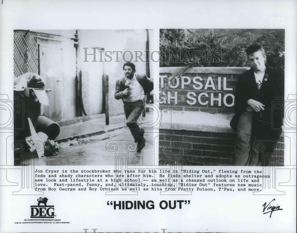 1987 Press Photo Jon Cryer stars in Hiding Out - cvp10263 - Historic Images