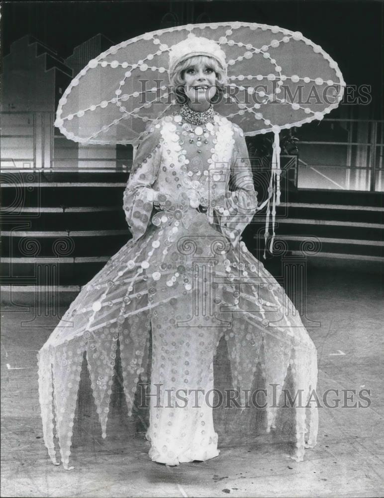 1976 Press Photo Carol Channing stars in Lorelei musical comedy - cvp07322 - Historic Images