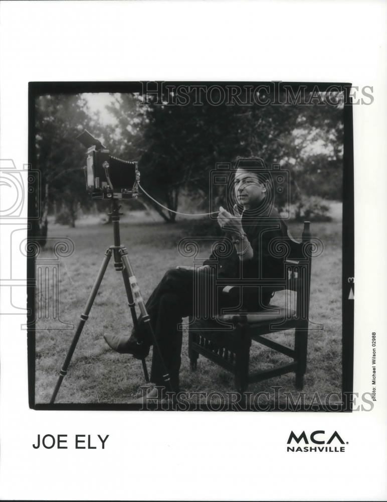 1998 Press Photo Joe Ely Texas Country Singer Songwriter Musician - cvp06287 - Historic Images