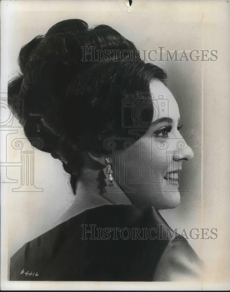 1973 Press Photo Ann Elgar Soprano Singer - cvp06117 - Historic Images