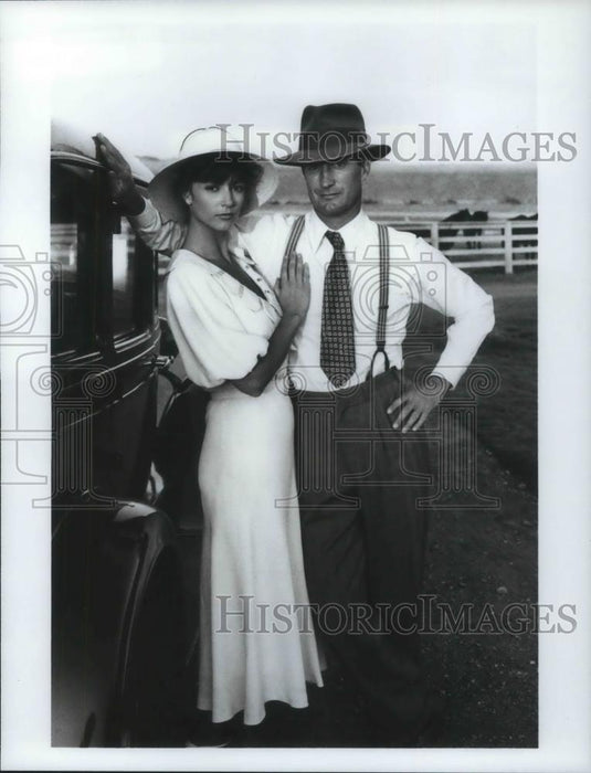 1983 Press Photo Rachel Ward & Bryan Brown in The Thorn Birds - cvp11163 - Historic Images